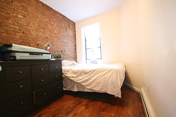 Rented by Rental Solutions Inc | media 27