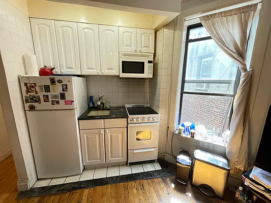 Rented by Corcoran | media 13