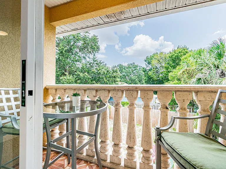 2907 W Chestnut St — Photo 27