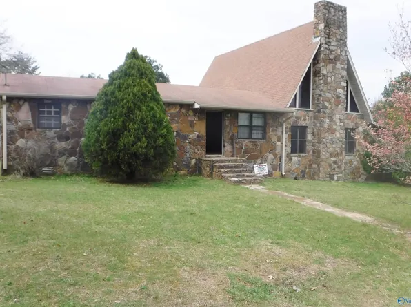 715 Kornegay Loop, Altoona, AL 35952