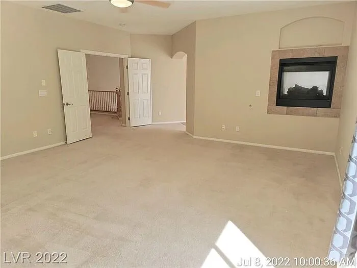 2768 Craigmillar St — Photo 21