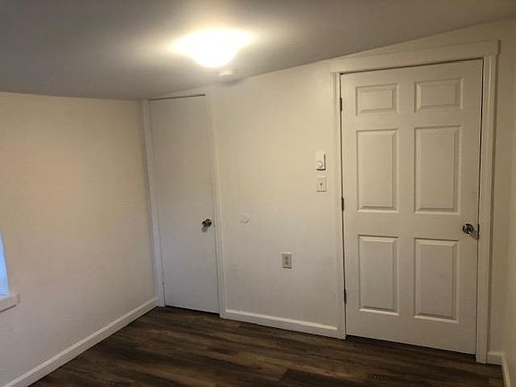 living room approx 12 x 10