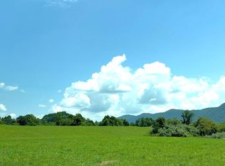 6427 Dorton Jenkins Hwy, Jenkins, KY 41537