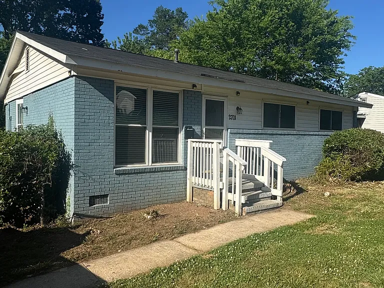 2701 Abelwood Rd — Photo 1