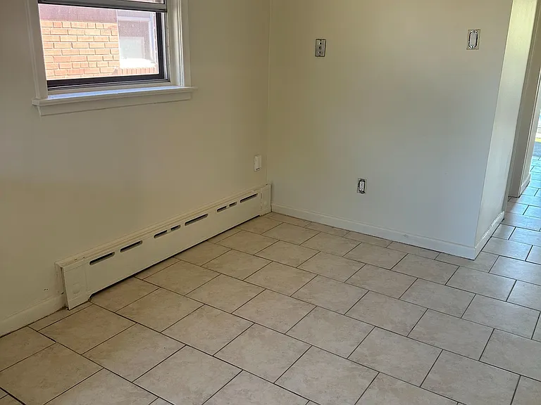 150 Portland St #3 — Photo 9