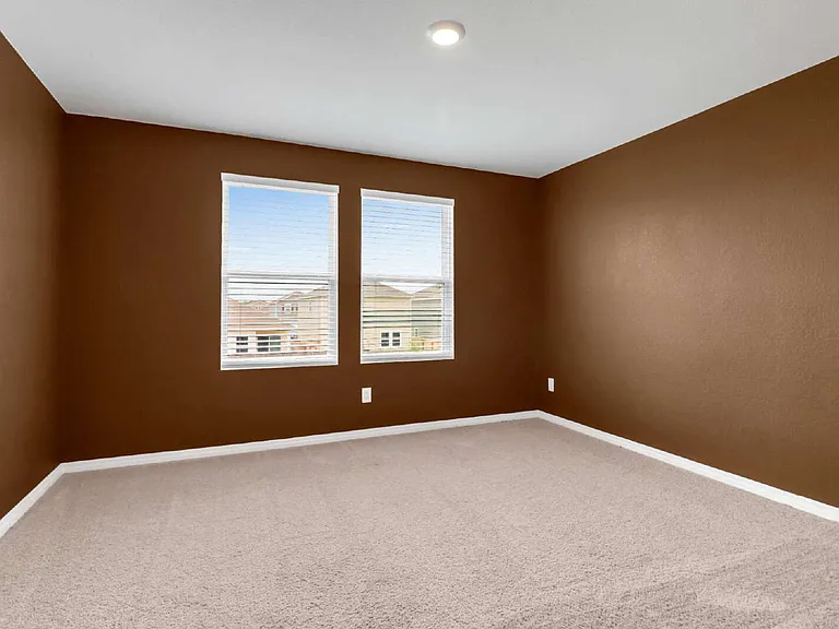 7723 Fern Holw — Photo 19
