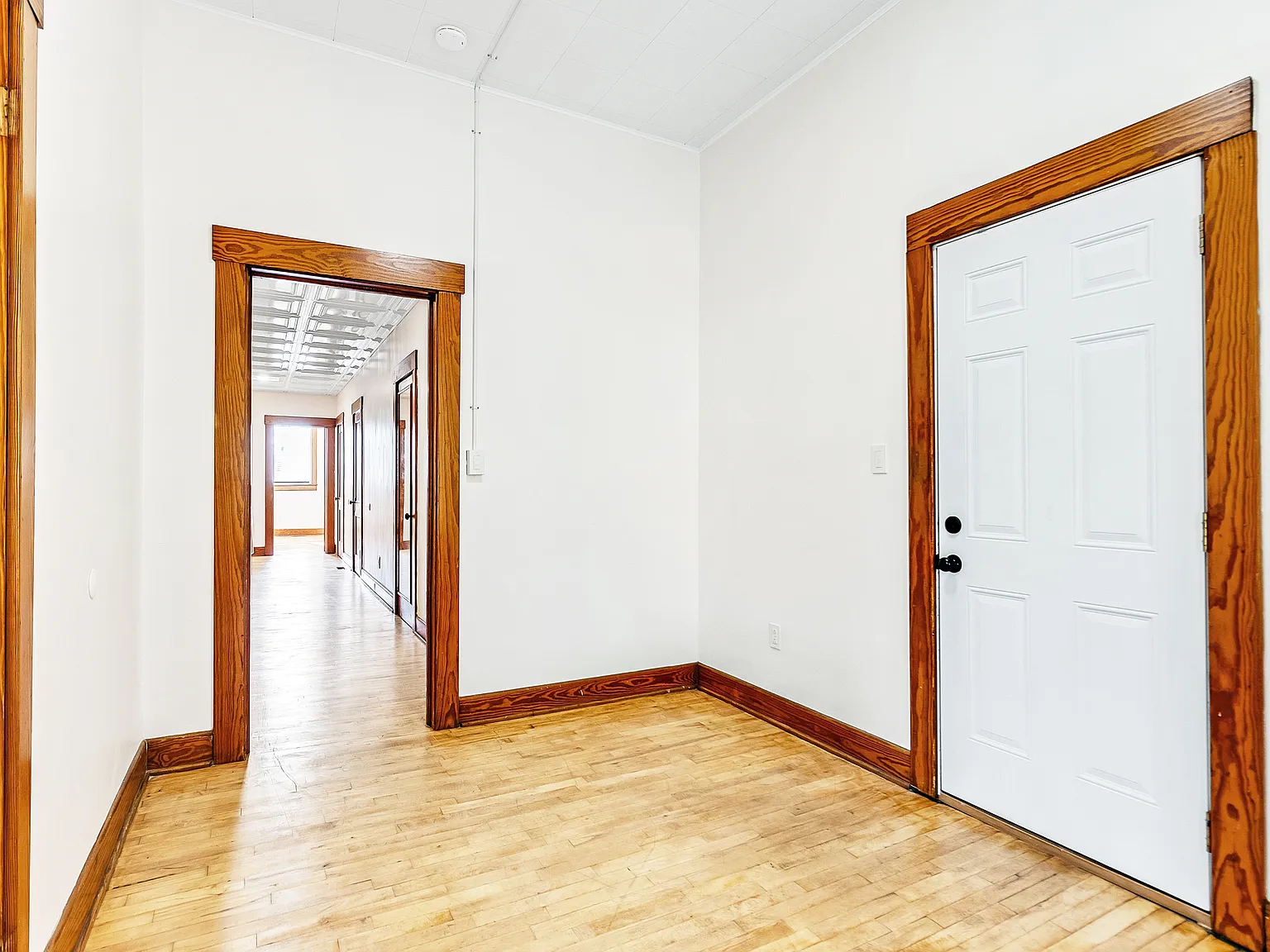 Dorsey Ave - 500-1 — Photo 3