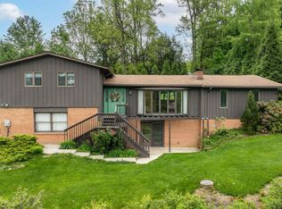 160 Poplar Dr, Morgantown, WV 26505