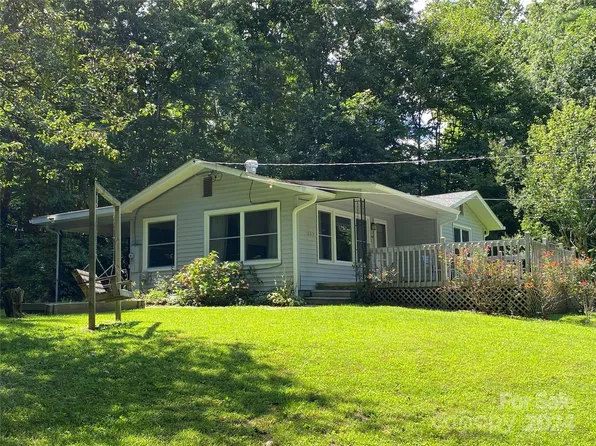 239 Bethany Church Rd, Fairview, NC 28730