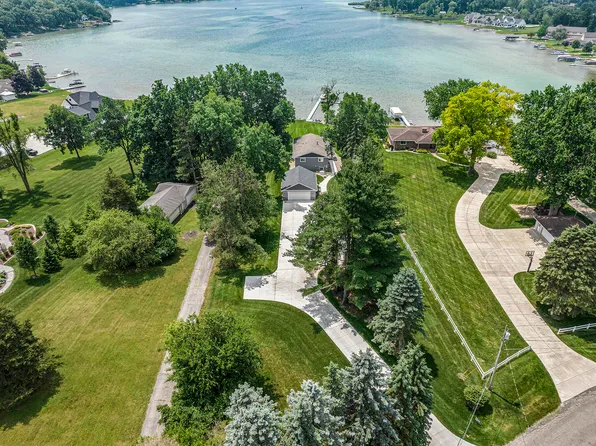 274 Steves Scenic Dr, Horton, MI 49246