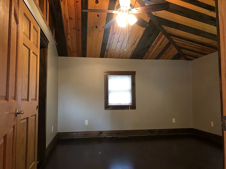 3842 Tuxhorn Rd — Photo 6
