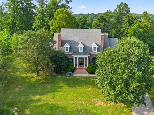 929 Oaks Dr, Flatwoods, KY 41139