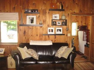 17 S Sandisfield Rd, Sandisfield, MA 01255