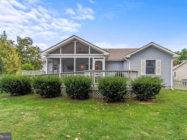 410 Calvert Rd, Stevensville, MD 21666