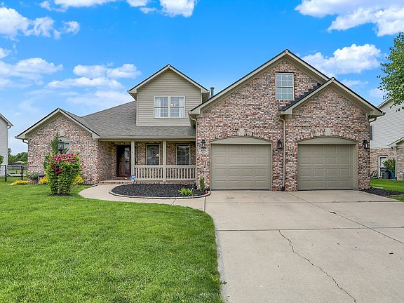 5th image of 8232 Meadow Bend Dr