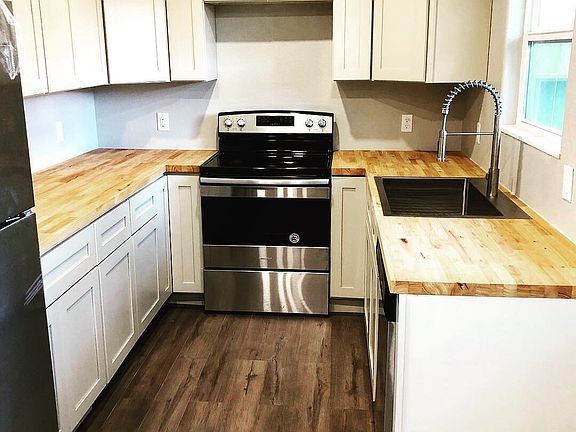 4th image of 7414 Whisper Wind St