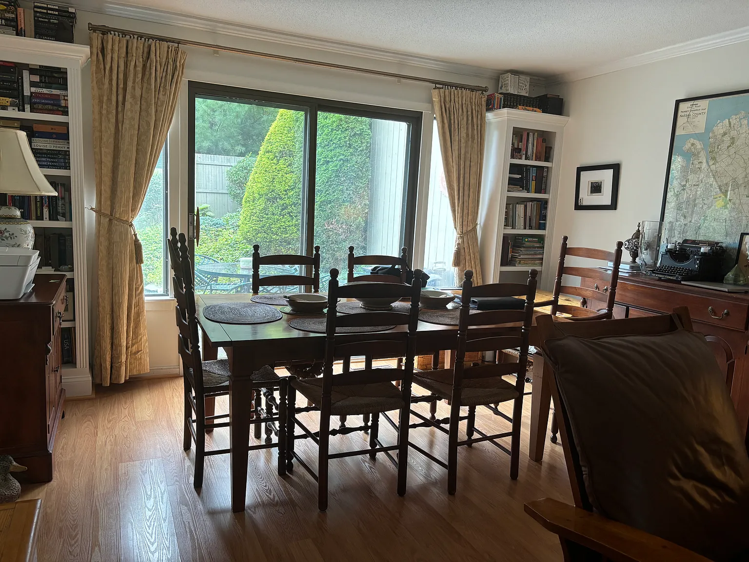 2 bed, 1400 sqft, $2,700 — Photo 4