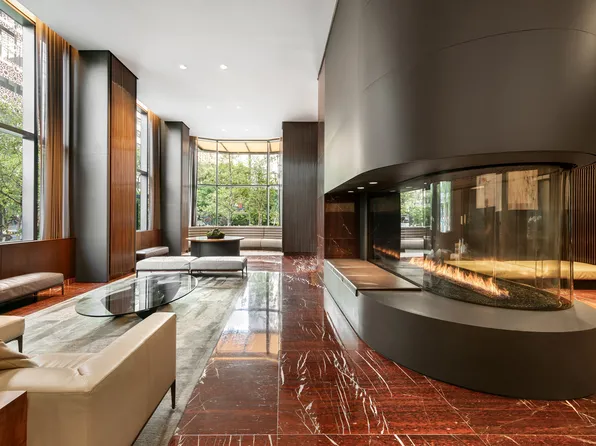 50 United Nations Plaza image 12 of 14