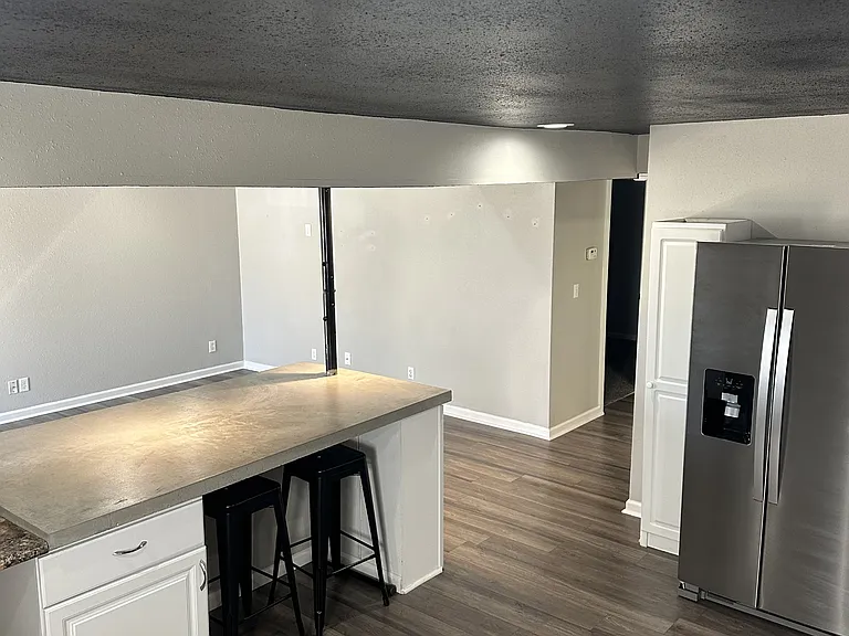 600A Sara St #1 — Photo 8