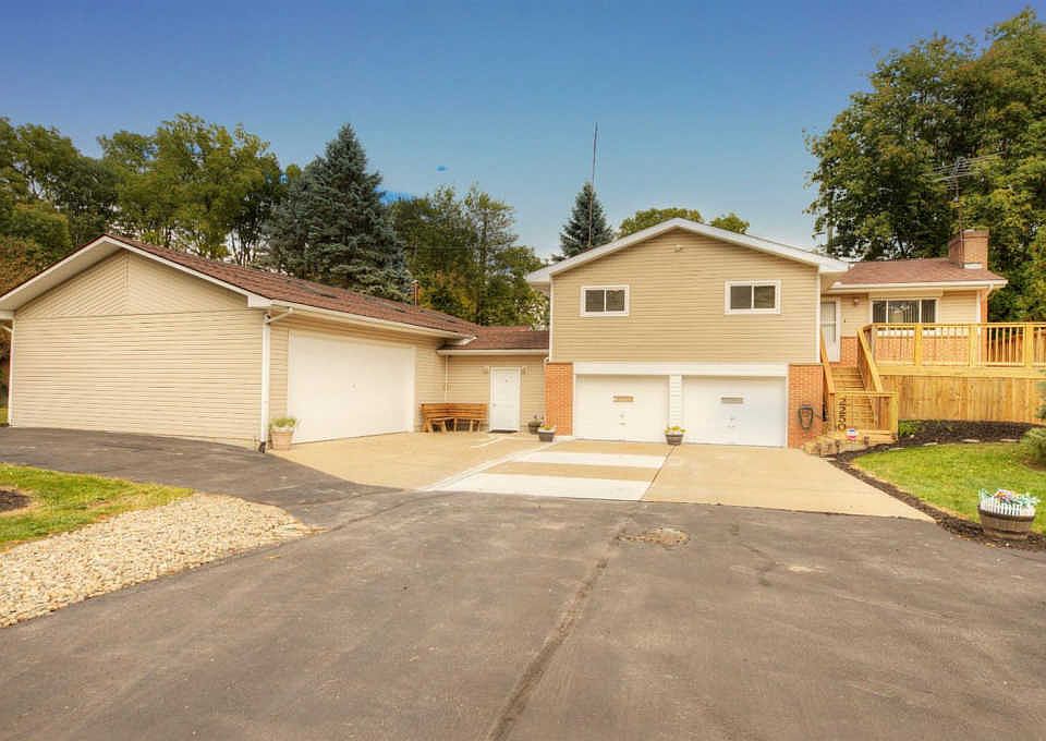 1st image of 2250 Valley Dr