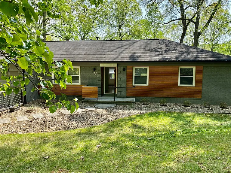 50 Ferncliff Dr — Photo 1