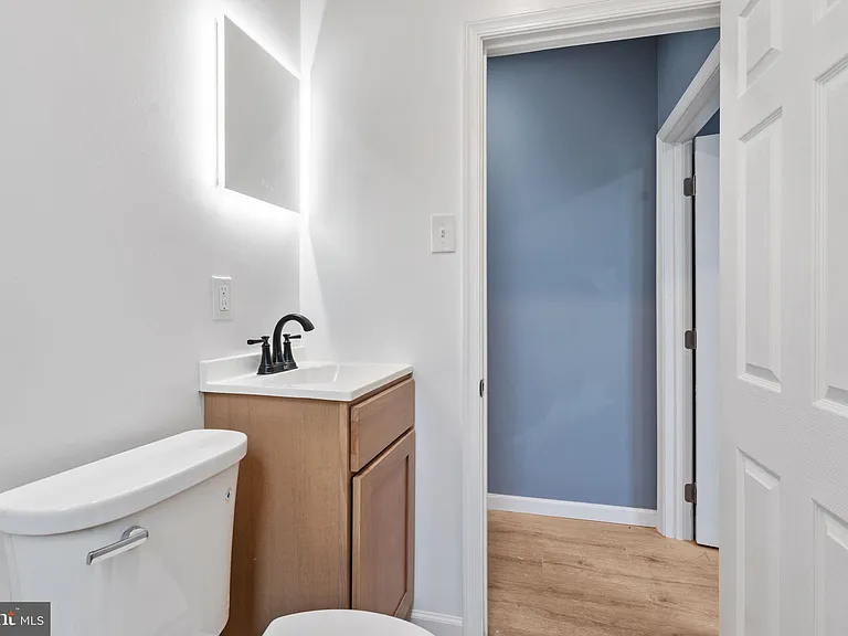 2224 E Clearfield St — Photo 14