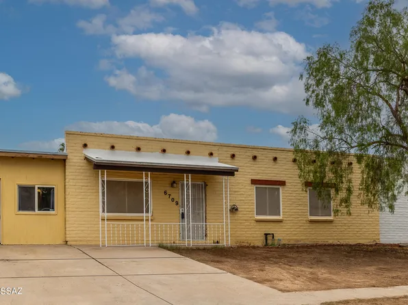 6709 E Barrow St, Tucson, AZ 85730