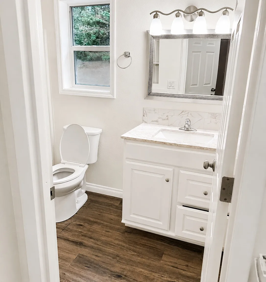3 bed, 1120 sqft, $2,200 — Photo 3