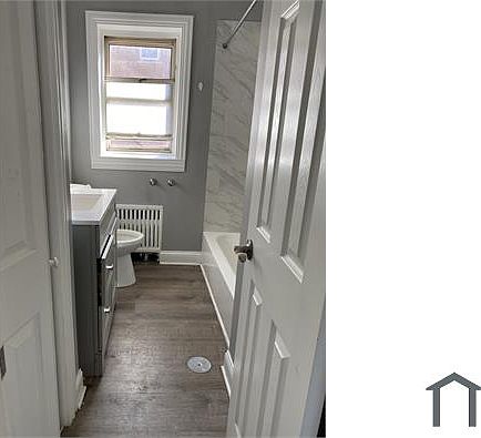 1st image of 4210 S Michigan Ave #2
