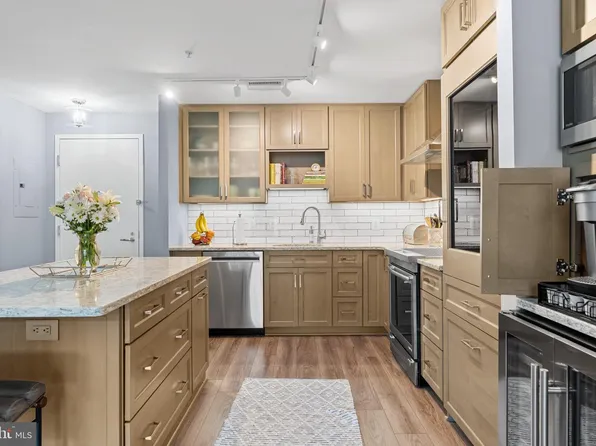 155 Potomac Psge Unit 413, Oxon Hill, MD 20745