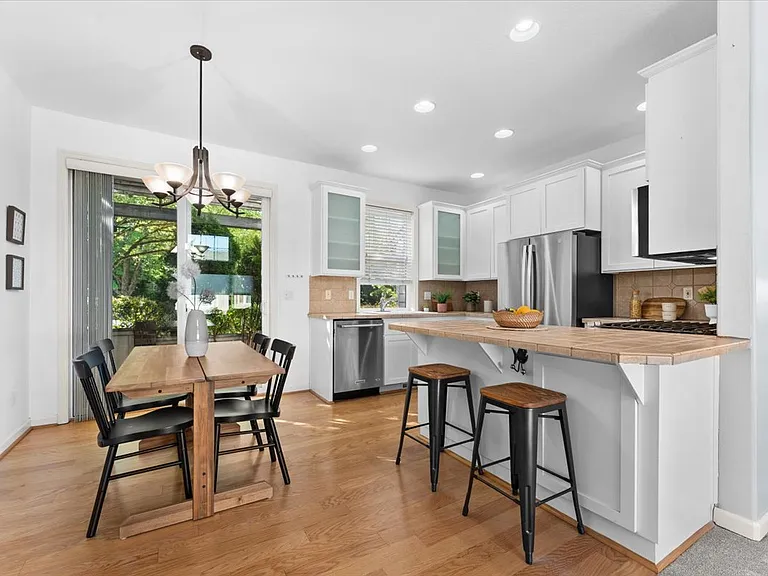 2352 NW Brewer Ln — Photo 13