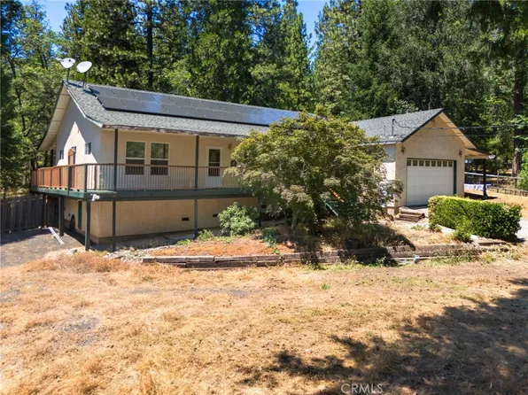 15945 Country Living Ln, Forest Ranch, CA 95942