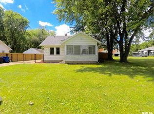 2617 47th St, Moline, IL 61265