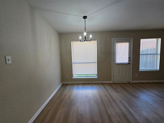 2nd image of 2317 Bloomfield Dr #2317