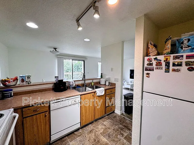 1700 W Sunn Fjord Ln #L104 — Photo 5