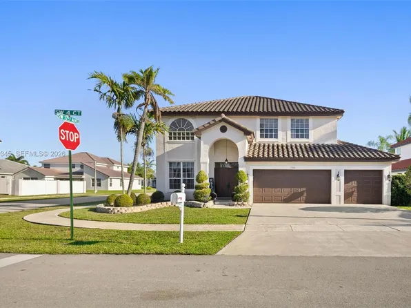 17900 SW 4th Ct, Pembroke Pines, FL 33029