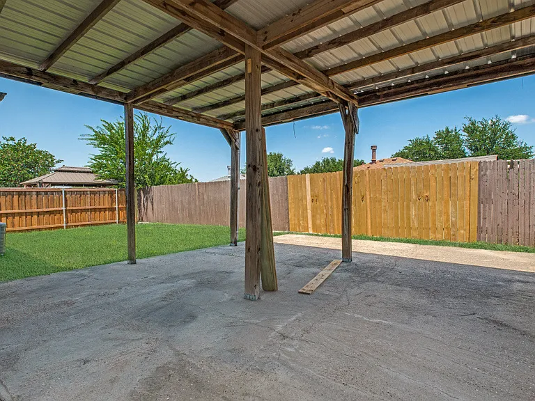 3104 Caballero Cir — Photo 12