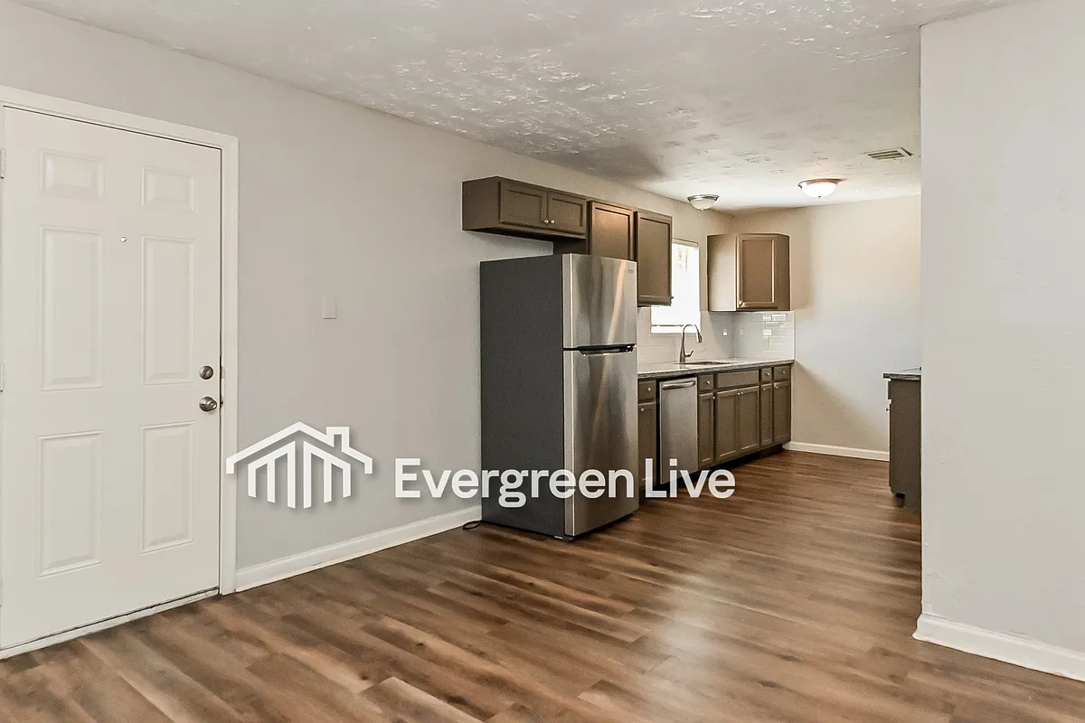 Building Photo - 7421 Plover Cir
