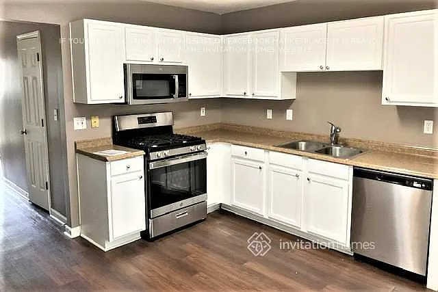 4350 Reserve Hill Xing — Photo 6
