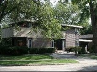 349 E Laurel Ave, Elmhurst, IL