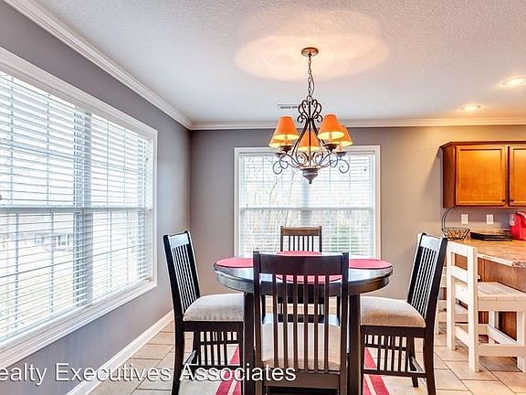 5th image of 2414 Whisper Creek Dr