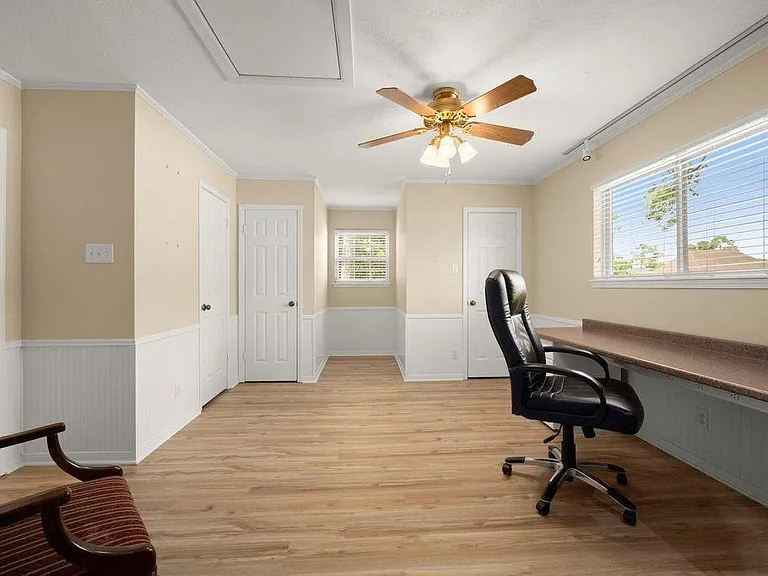 7615 Litchfield Ln — Photo 25