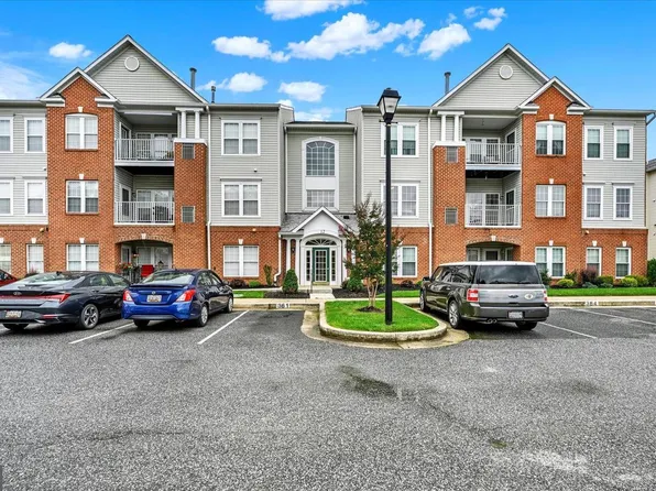 12 Brook Farm Ct Unit 12H, Perry Hall, MD 21128