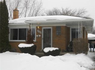 17063 Veronica Ave, Eastpointe, MI 48021