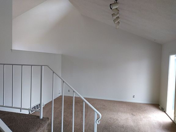 2nd image of 12217 Erskine Cir