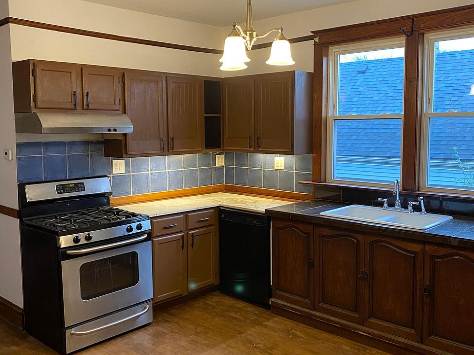 1st image of 2514 N Luna Ave #2