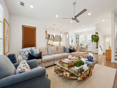 5015 Manett St #104, Dallas, TX, 75206