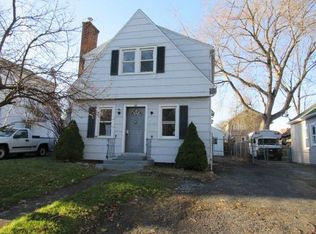 45 Camden St, Rochester, NY 14612