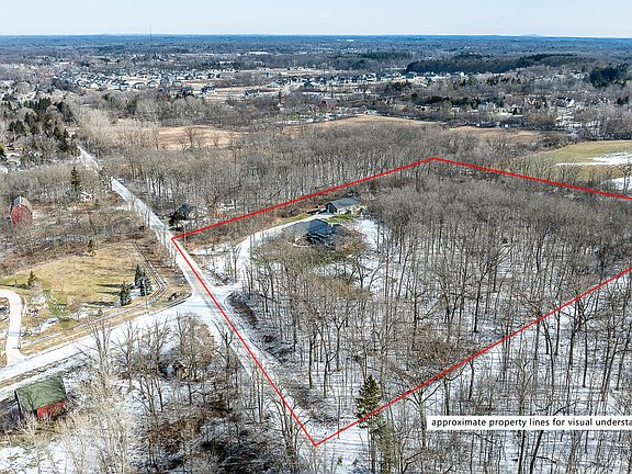 4th image of 1267 Knight Rd