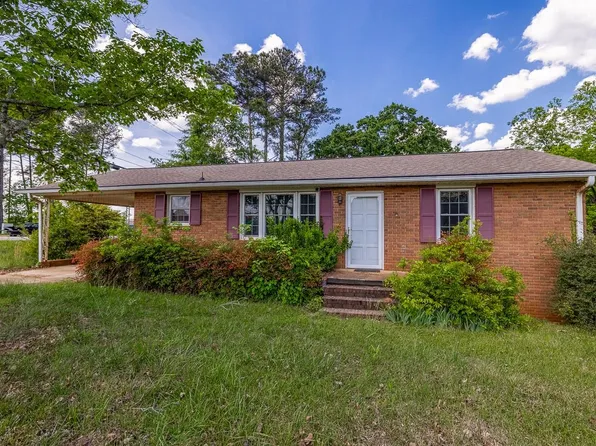 102 W Carolina St, Duncan, SC 29334